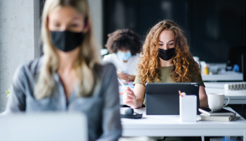 DIVENTARE DOCENTI OGGI NELLA SCUOLA SECONDARIA DI I E II GRADO ITALIANA